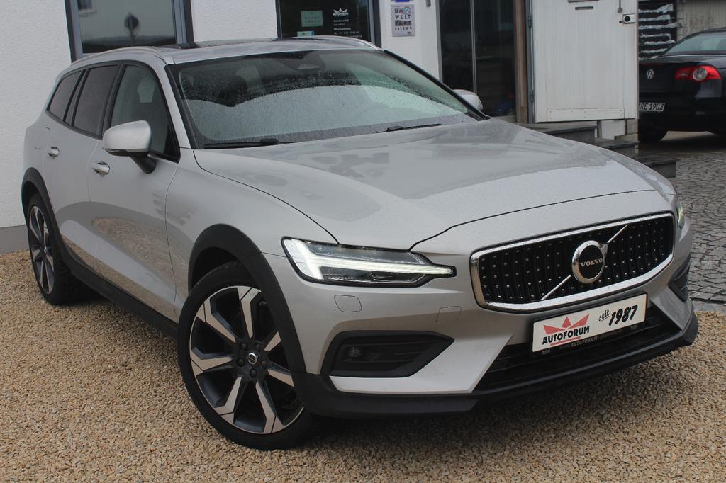 Volvo V60 Cross Country