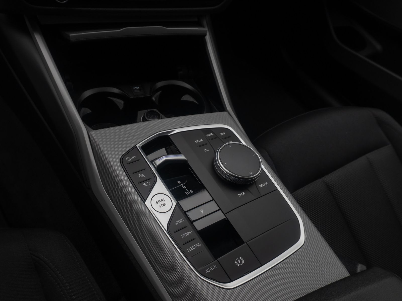 Fahrzeugabbildung BMW 330e H/K Stop&Go DAB Kamera DriveAs FernAs Sport