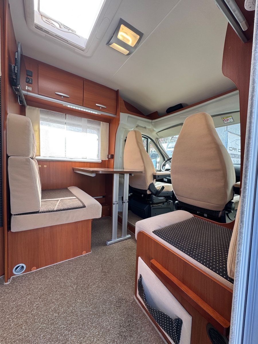 Vehicle image Miller TORONTO FIAT DUCATO SOLAR 2X TV SAT LUFTFEDER