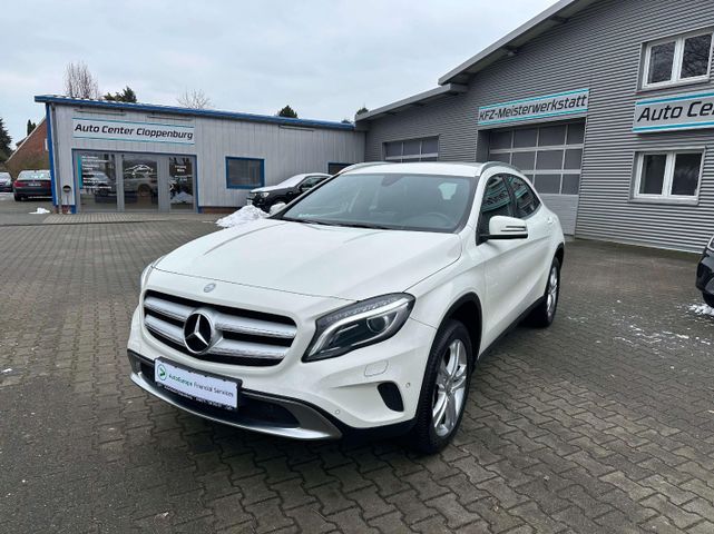 Mercedes-Benz GLA 200 7G-DCT  Urban  Automatik