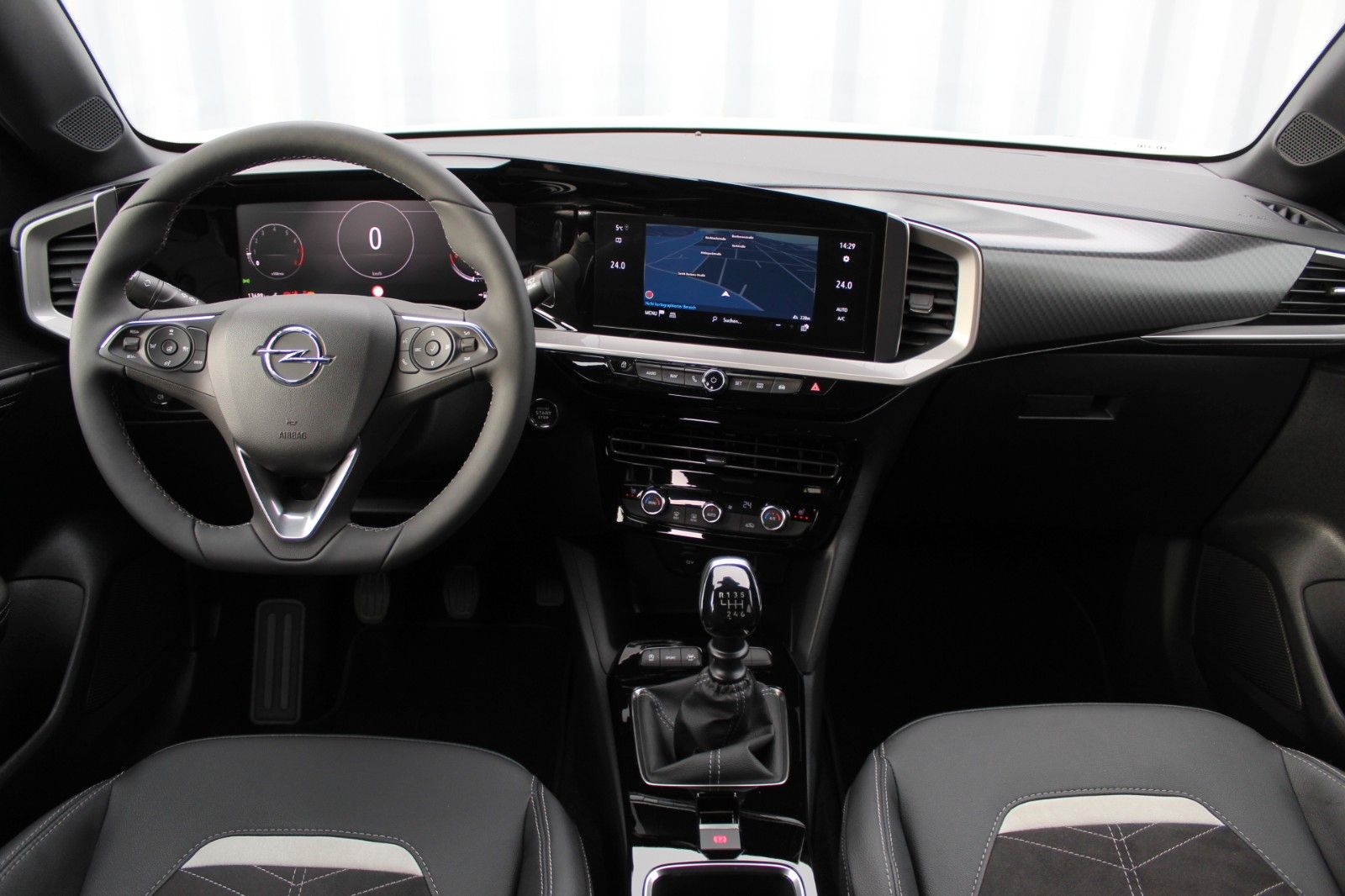 Fahrzeugabbildung Opel Mokka 1.2Turbo Ultimate Navi,Sitzh.,PDC,Ka...