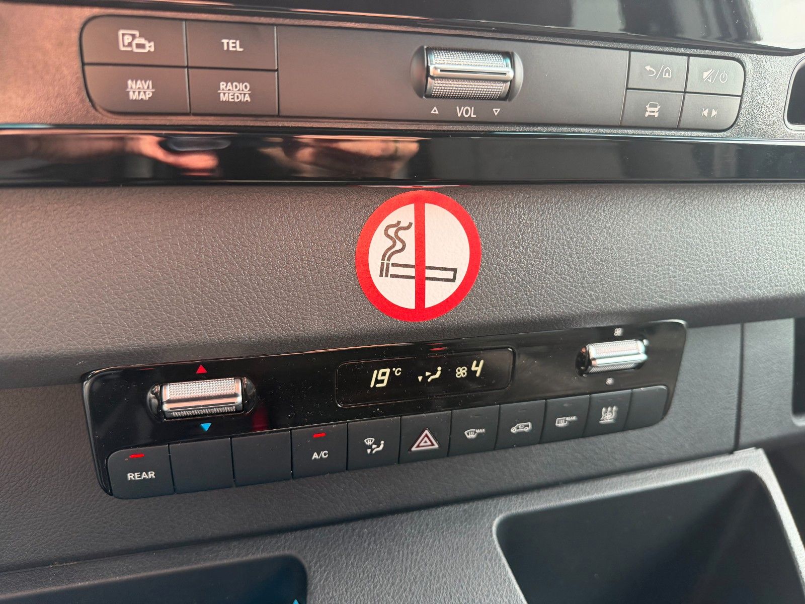 Fahrzeugabbildung Mercedes-Benz Sprinter 317 CDI 4325 Tourer Dachklima AHK
