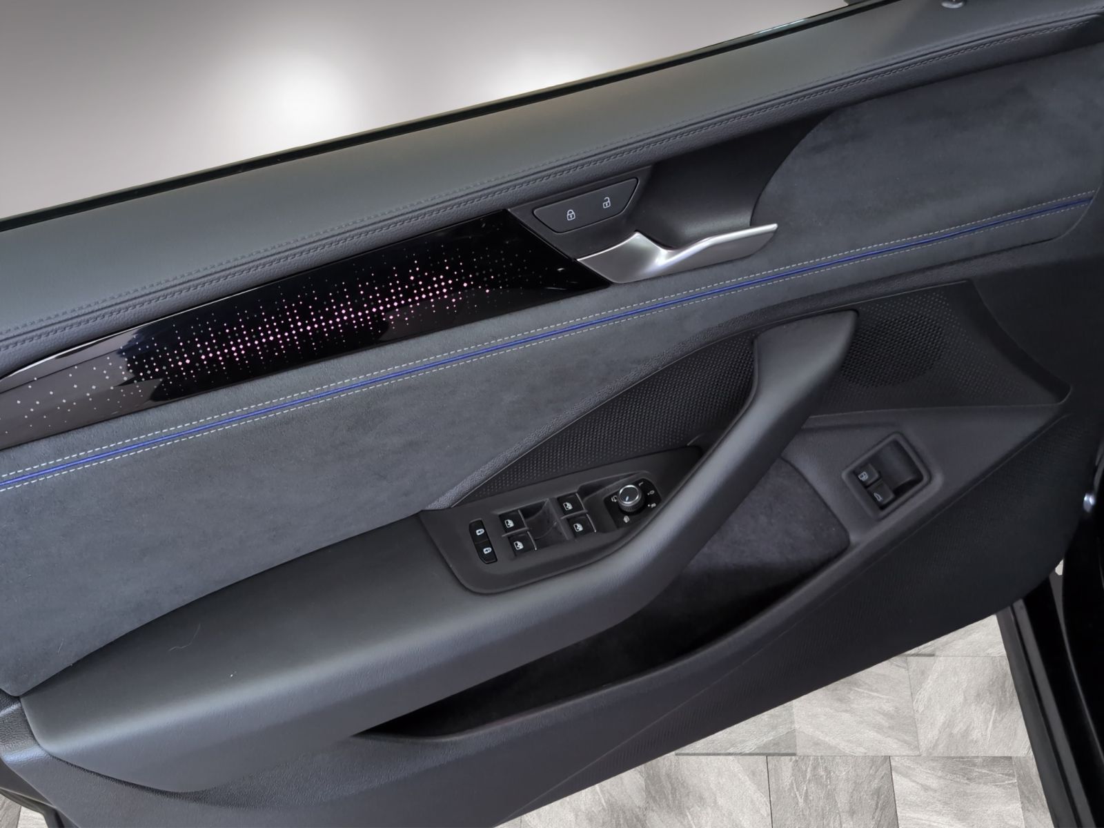 Volkswagen Passat Variant - Bild 10