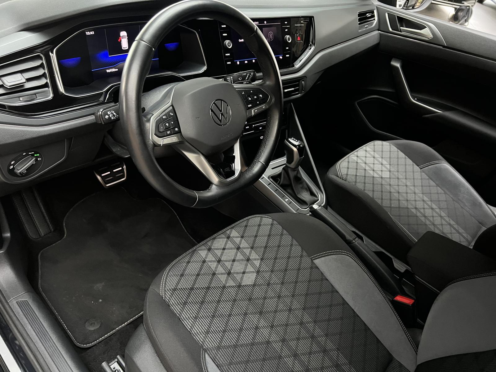 Volkswagen Taigo 1.0TSI DSG R-Line Navi AHK Kamera DAB+ IQ, миниатюра 3