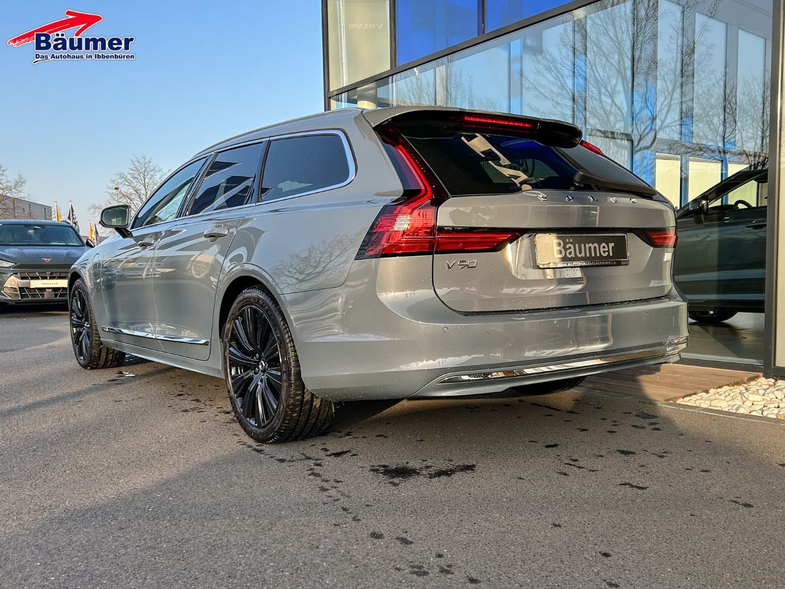 Volvo V90 T8 Plug-in-Hybrid AWD Ultimate Bright +AHK foto 3