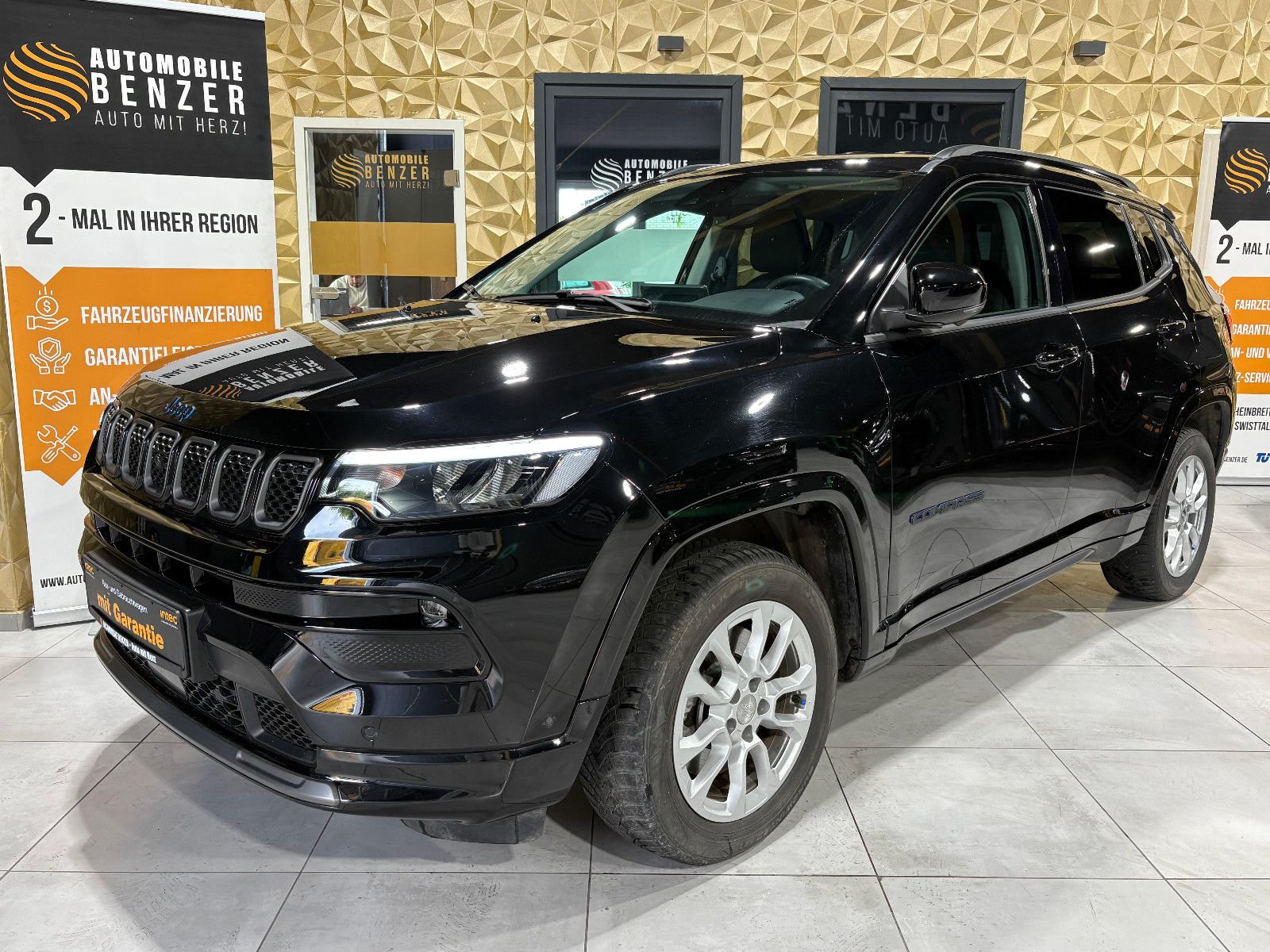 Fahrzeugabbildung Jeep Compass S Plug-In Hybrid 4WD/360°/ACC/APPLE/NAVI