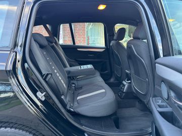 BMW 218 Gran Tourer - 10