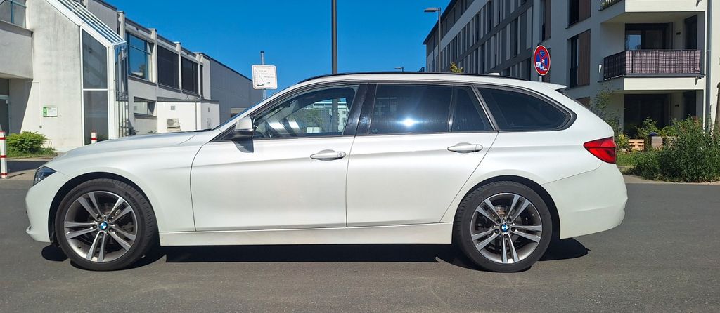 Image of BMW 318