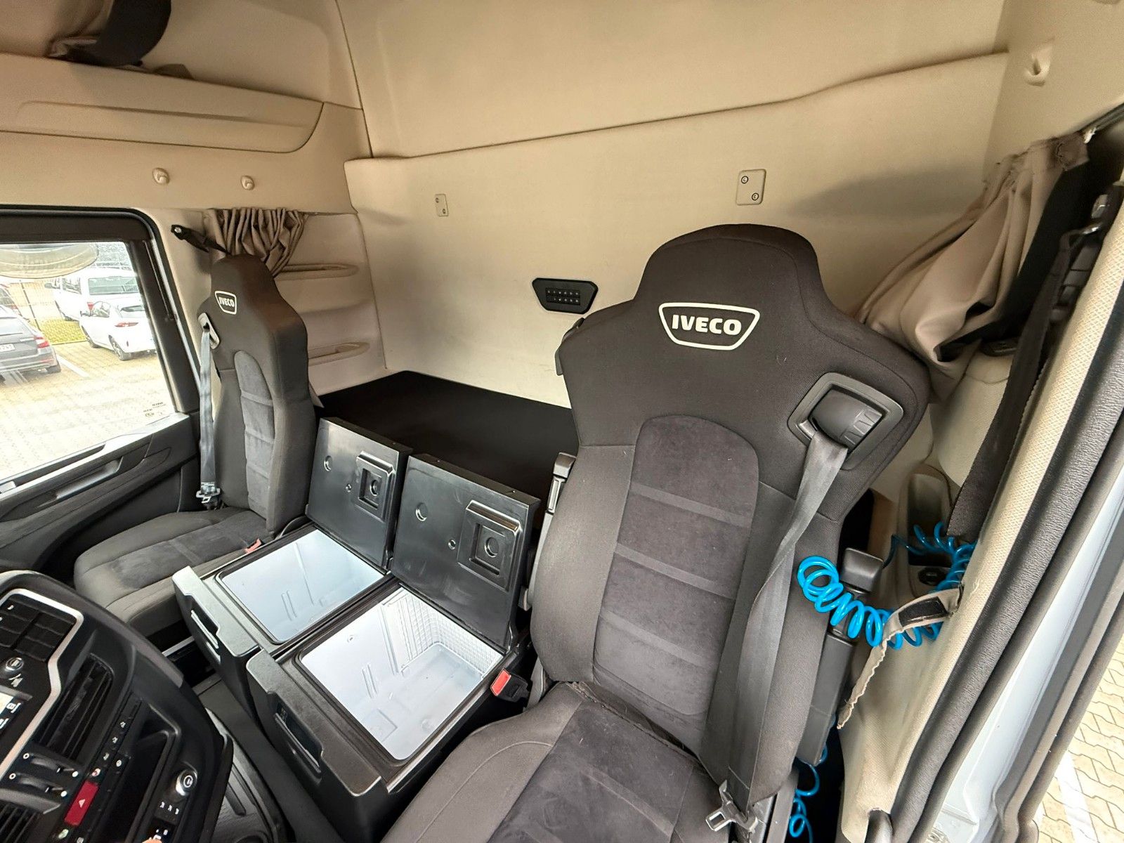 Fahrzeugabbildung Iveco X-WAY 490 2 Kreis-Hydraulik *Miete*