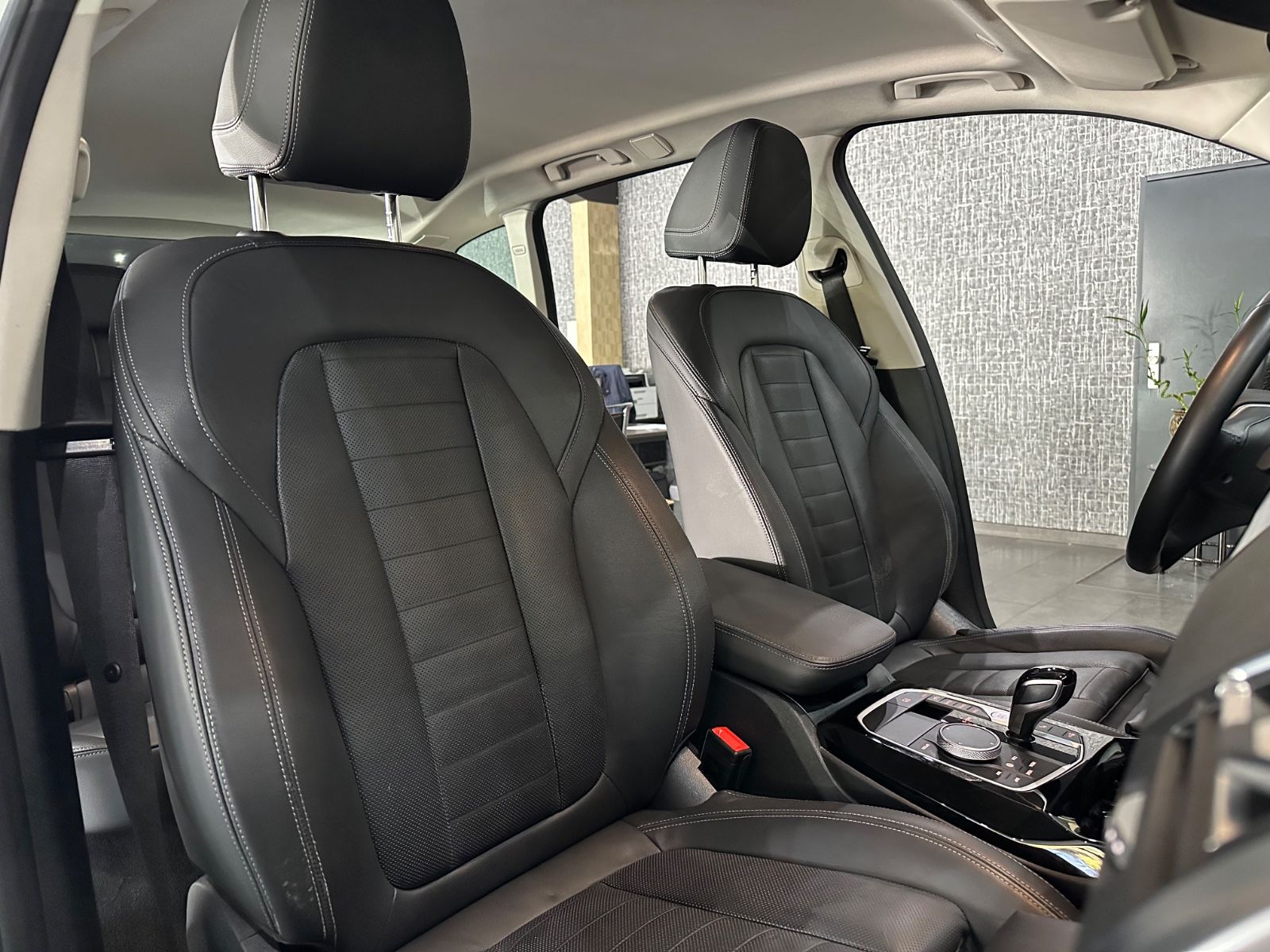 BMW X3 xDrive 20 d / KAMERA /LEDER / Sitzklima / LED foto 15