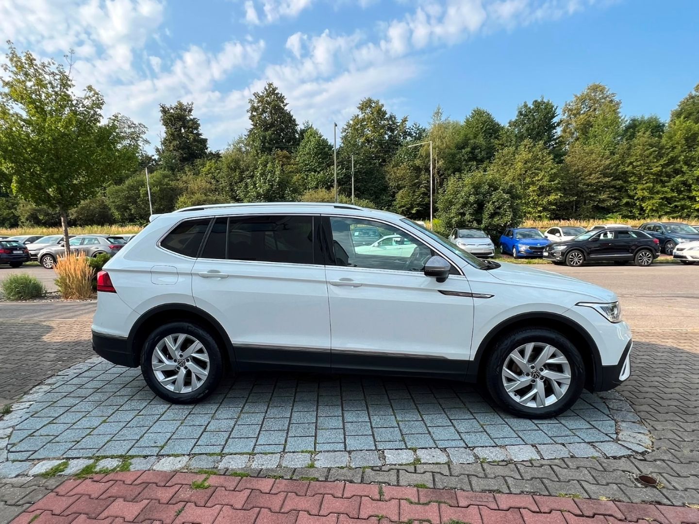 Tiguan Allspace 1.5TSI DSG Life - NAV*KAMERA*AHK