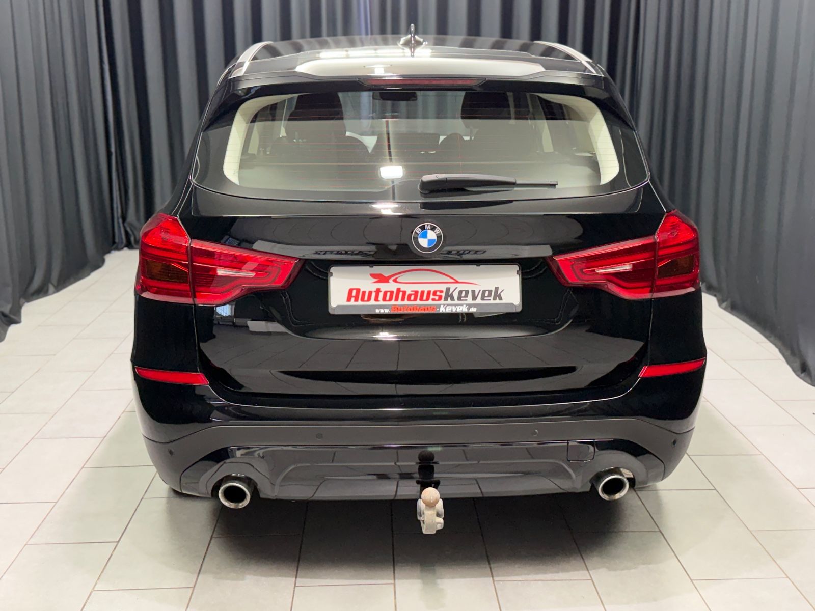 Fahrzeugabbildung BMW X3 xDrive 30d Advantage|HIFI|NAVI|AHK|
