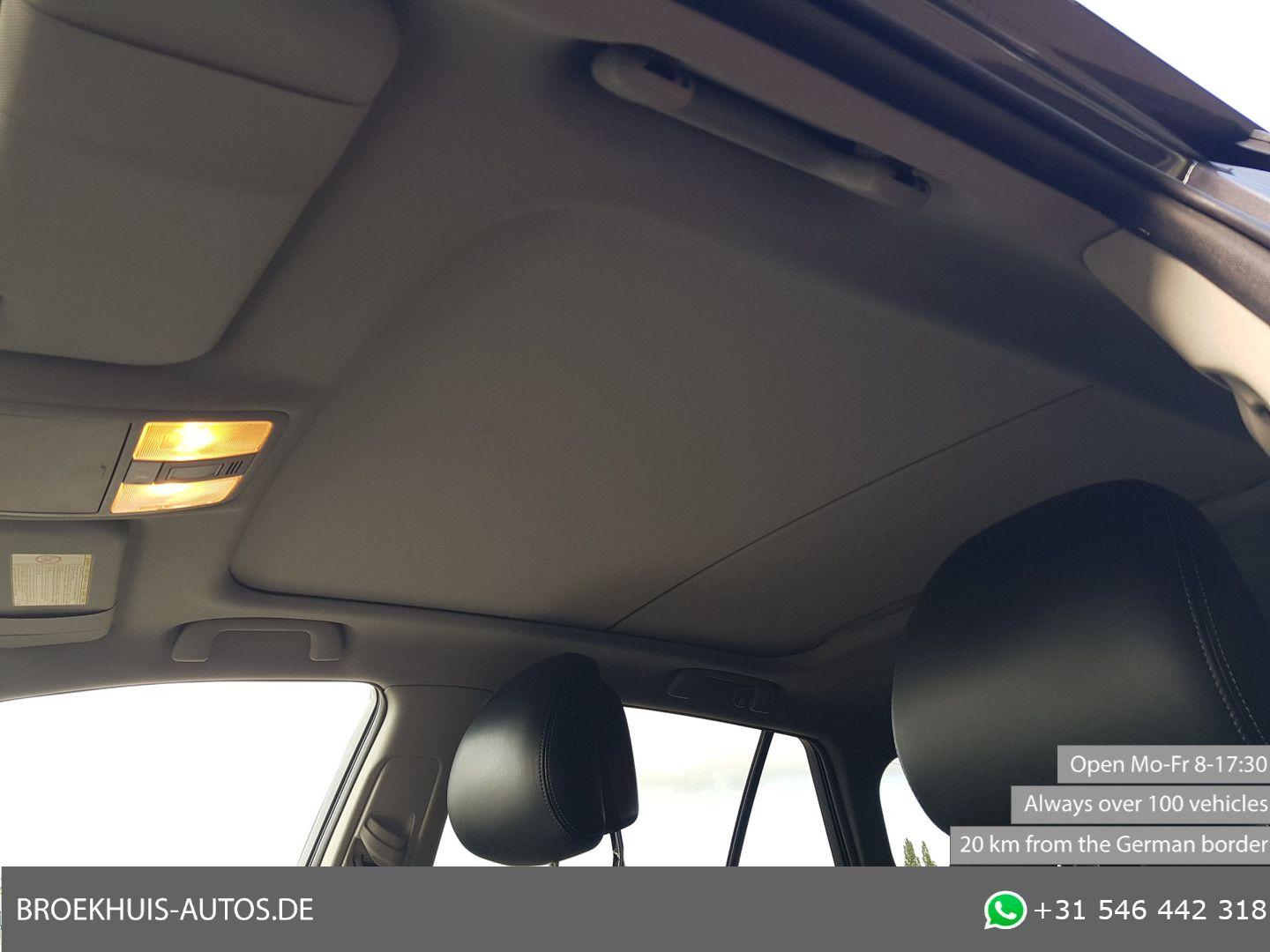 Toyota Avensis 2011 — photo 24