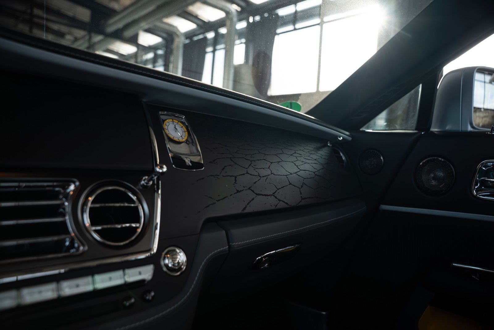 Rolls-Royce Dawn - Bild 16