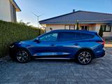 Ford Focus Turnier Active X Automatik (AHK, B&O) - Ford Focus: Active X