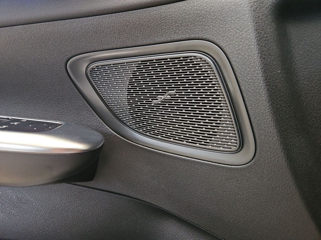 Fahrzeugabbildung Mercedes-Benz C 180 T Avantg. Totwi. Navi LED SHZ Ambie. KAM