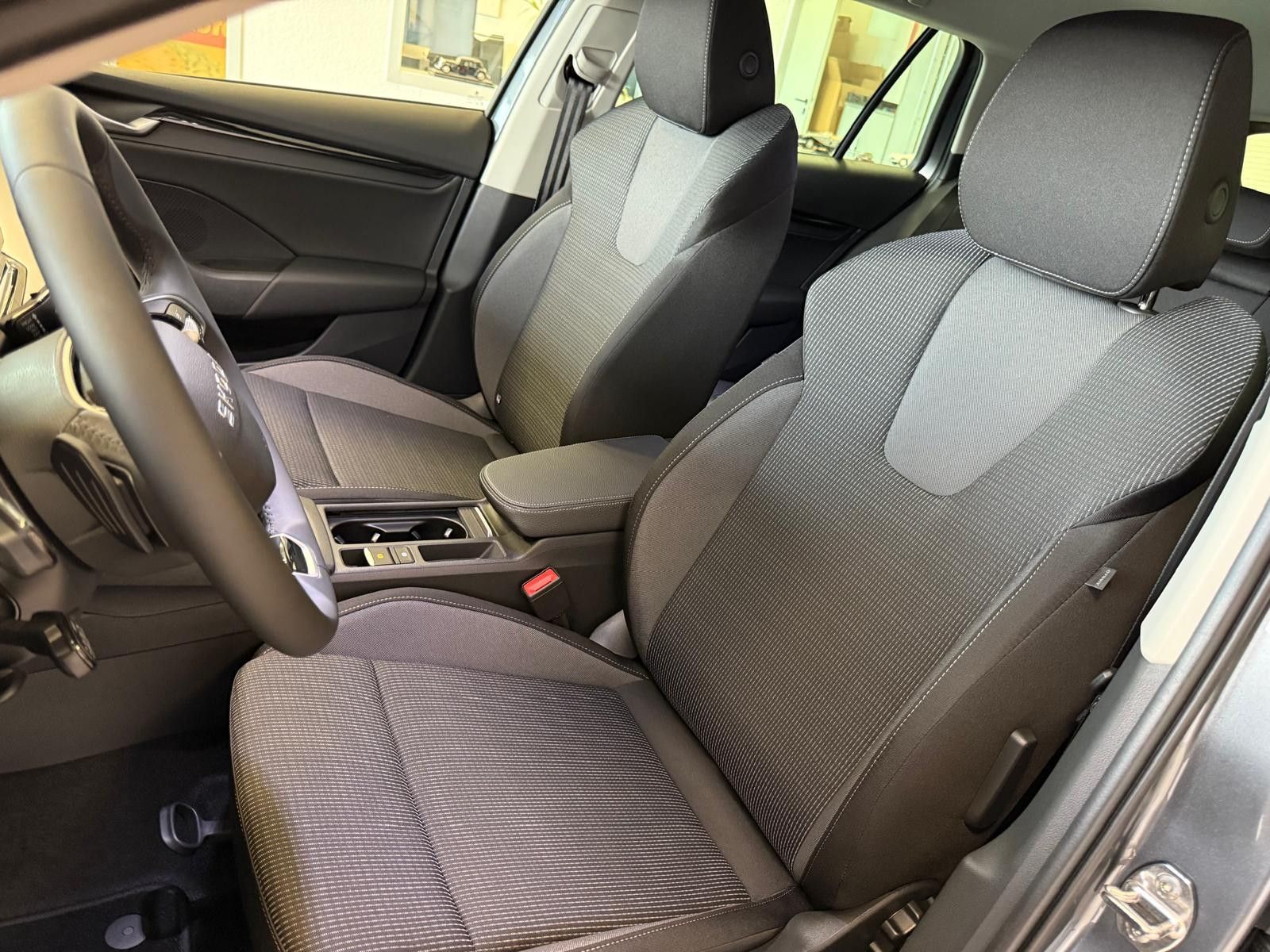 Fahrzeugabbildung SKODA Octavia Combi 2.0 TDI 110 kW Selection / AHK/LED