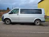 Volkswagen T5 Kombi Tüv neu langer Radstand 9 Sitzer - Volkswagen T5: 9 Sitzer