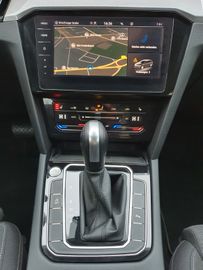 Volkswagen Passat Variant - 9
