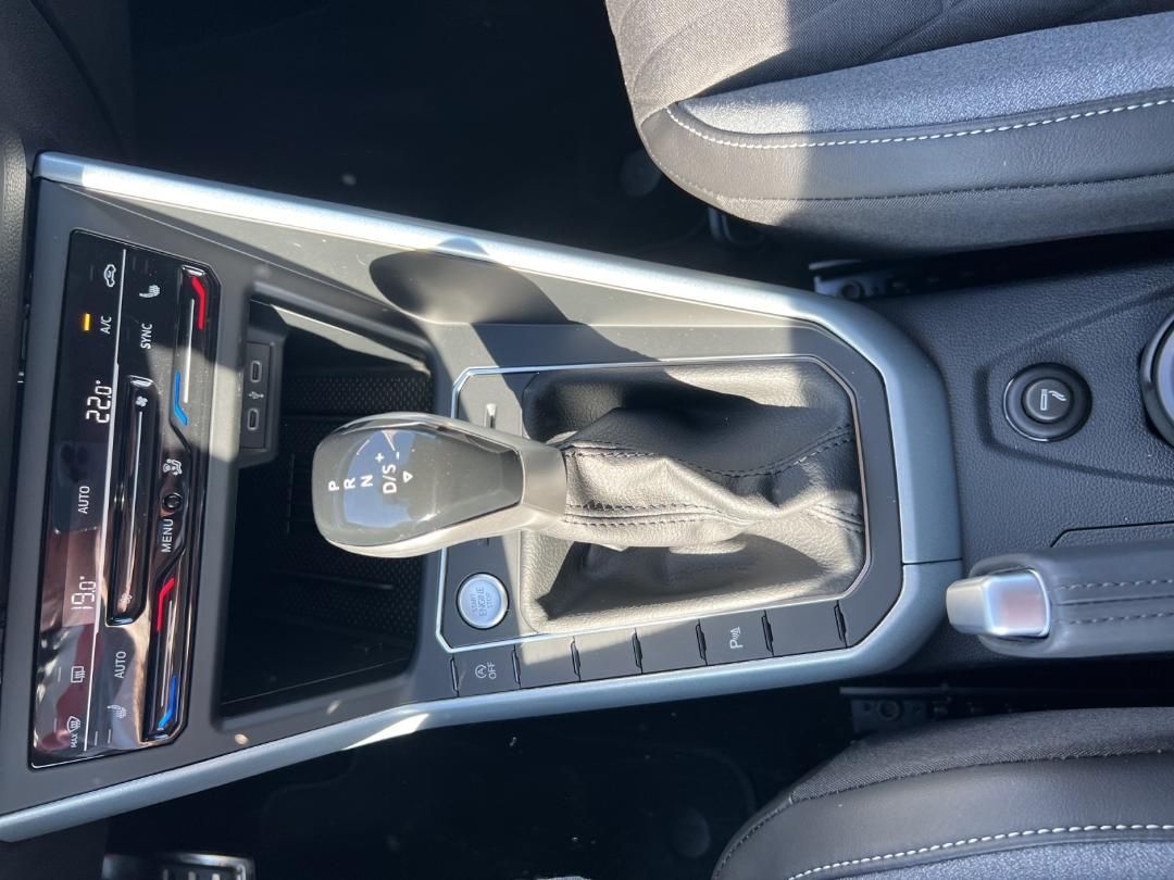 Fahrzeugabbildung Volkswagen Taigo Energy.GJR.RFK.App Connect Keyless.uvm LED