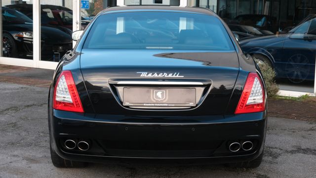 Fahrzeugabbildung Maserati Quattroporte 4.7 V8 S Automatik