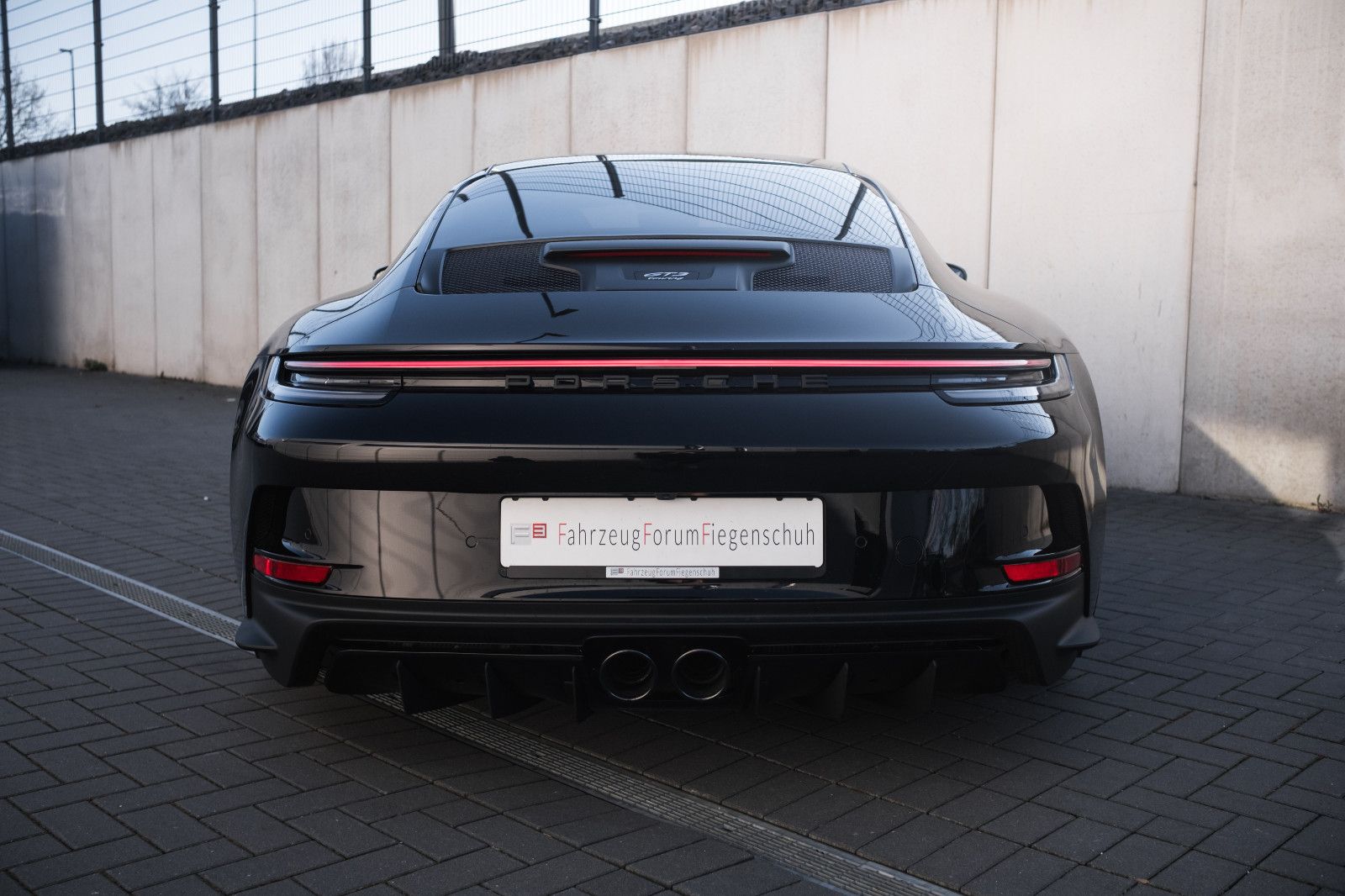 Fahrzeugabbildung Porsche 992/911 GT3 Touring-BOSE-Liftsystem-Keramik