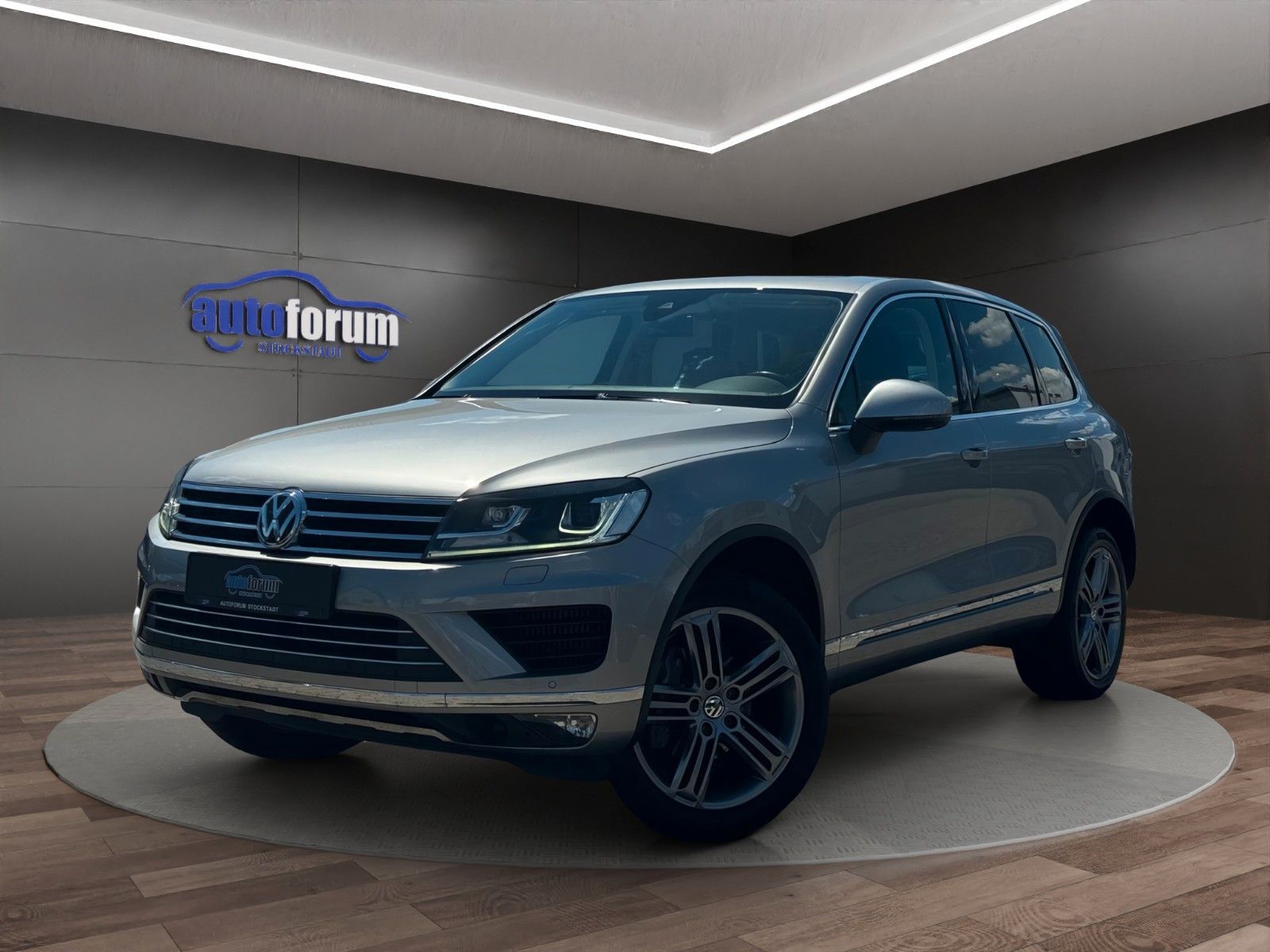VW Touareg V6 TDI 4M AHK°ACC°PANO°KAMERA°XENON°LED