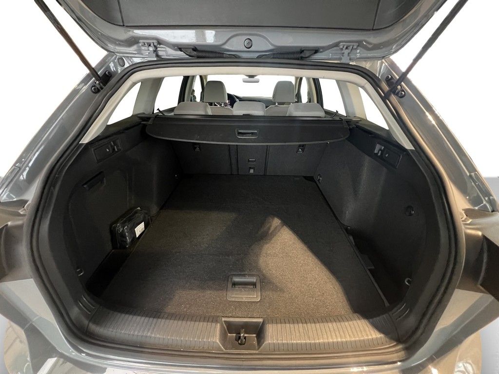 Volkswagen Golf - Bild 9