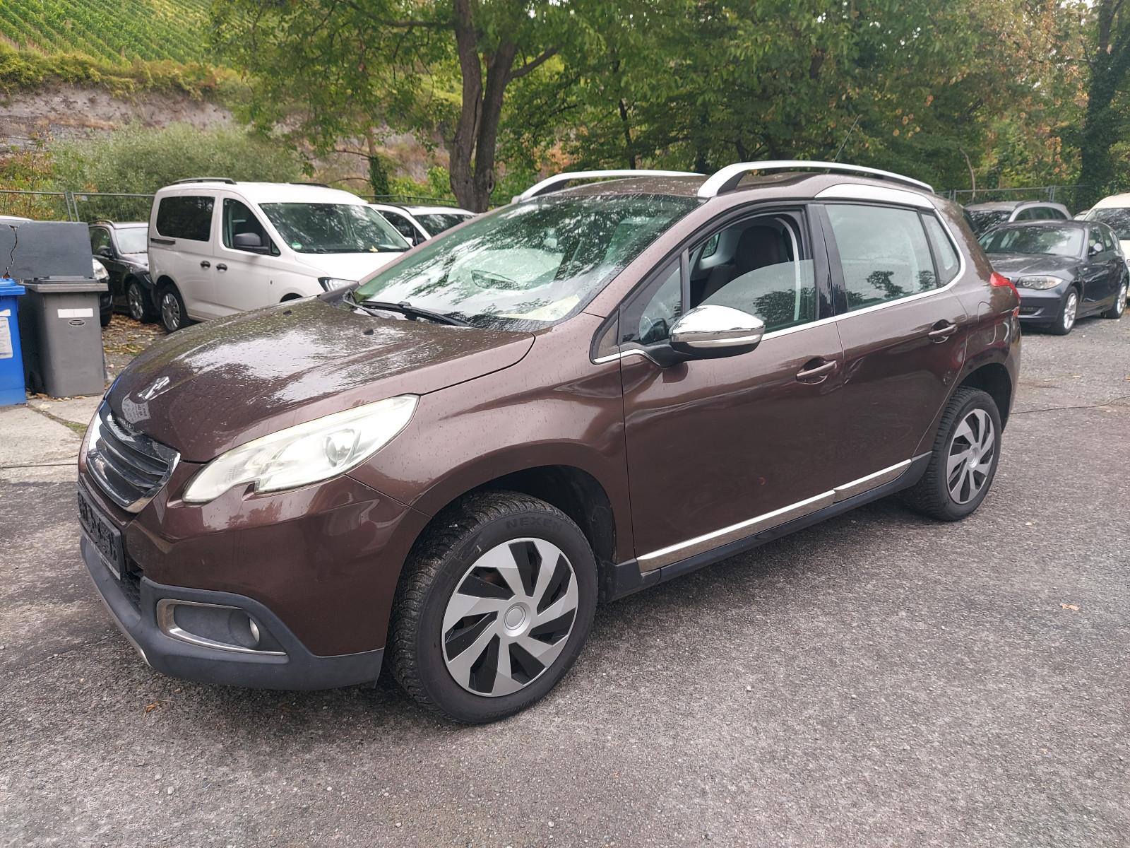 Peugeot 2008 1.6HDI Allure  Aut&Navi&SHZ