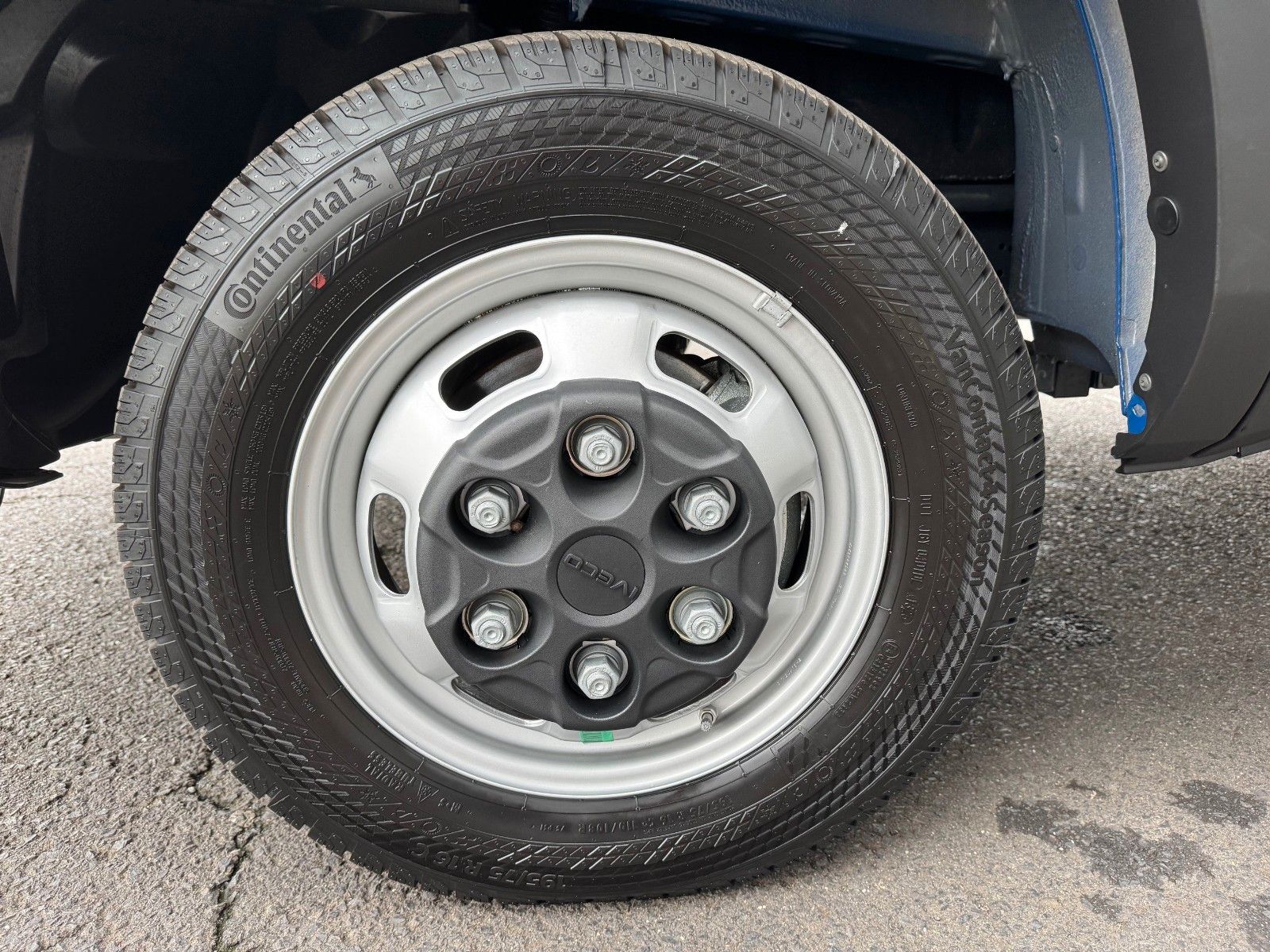 Fahrzeugabbildung Iveco Daily 50C18HA8 3.0L *CrewVan*AHK*Automatik*