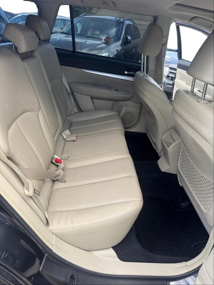 Subaru Legacy 2.0d 4WD Kombi/Outback AHK Navi Kamera
