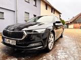 Skoda Octavia 2.0 TDI Standhzg, Matrix LED, AHK Schw..