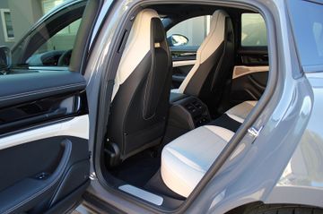 Porsche Panamera 4 E-Hybrid*ACC,Head-Up,Sitzlüft,14-Wege