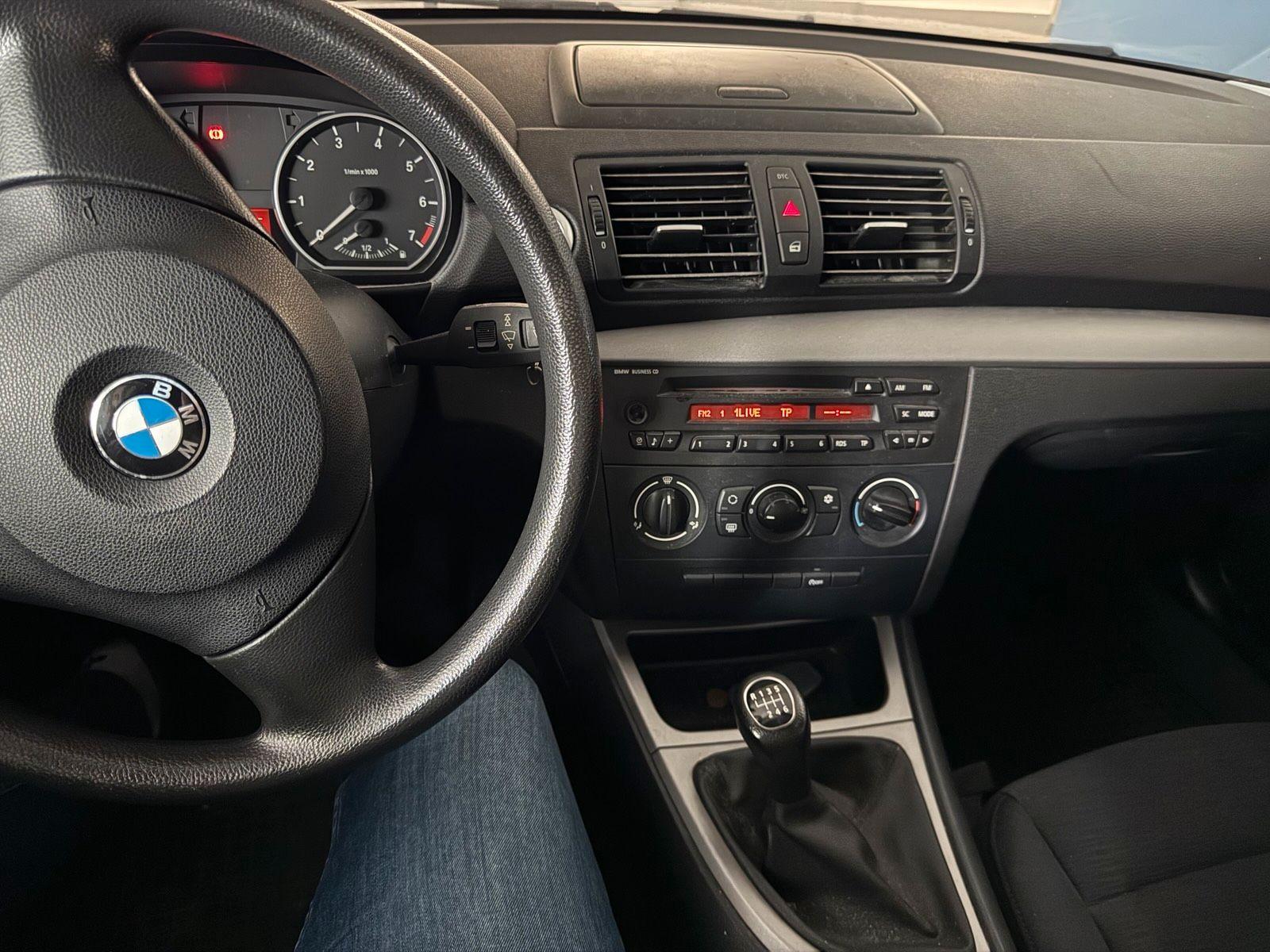 BMW 118 2008 — photo 5