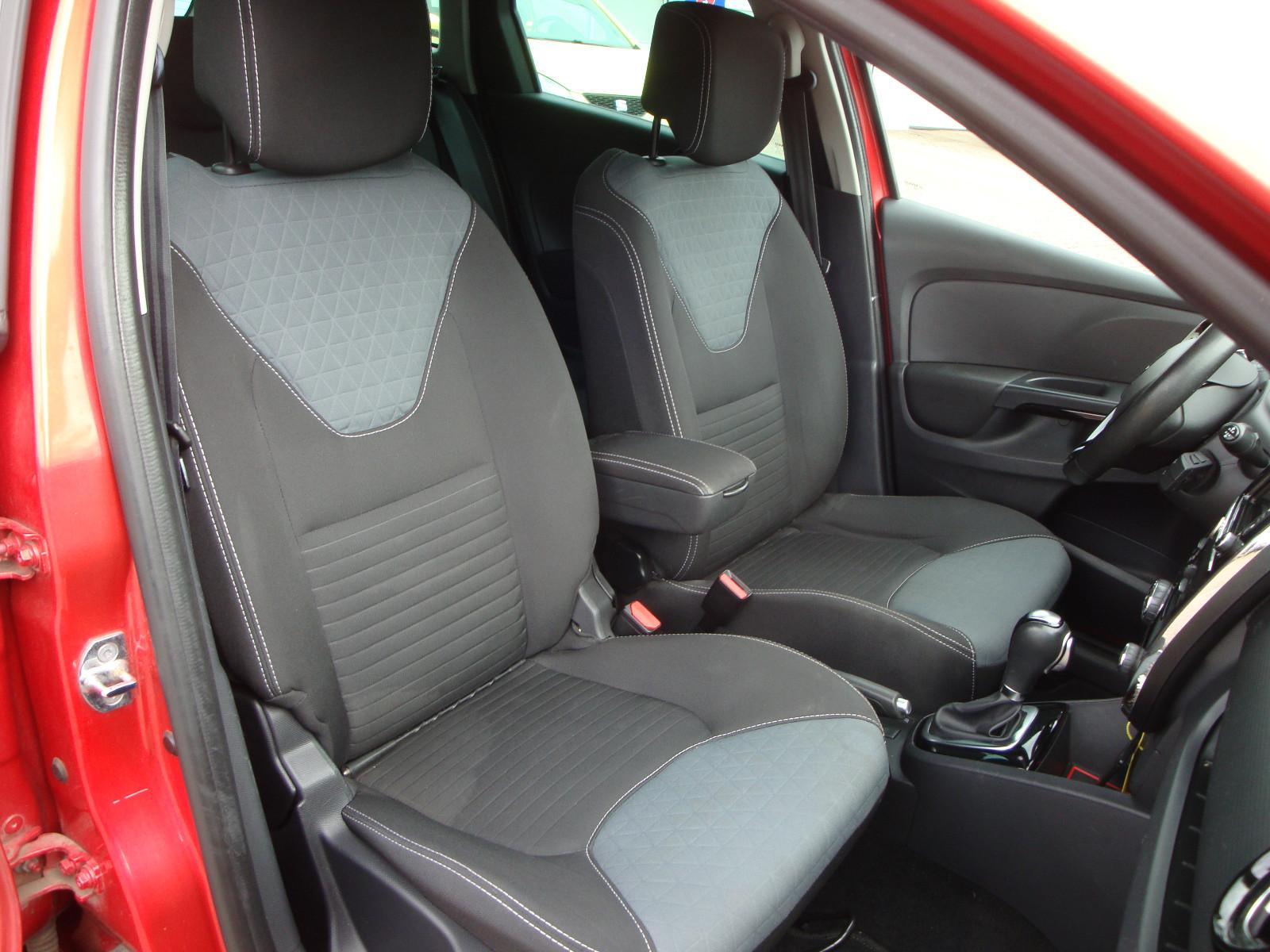 Renault Clio 2015 — photo 12