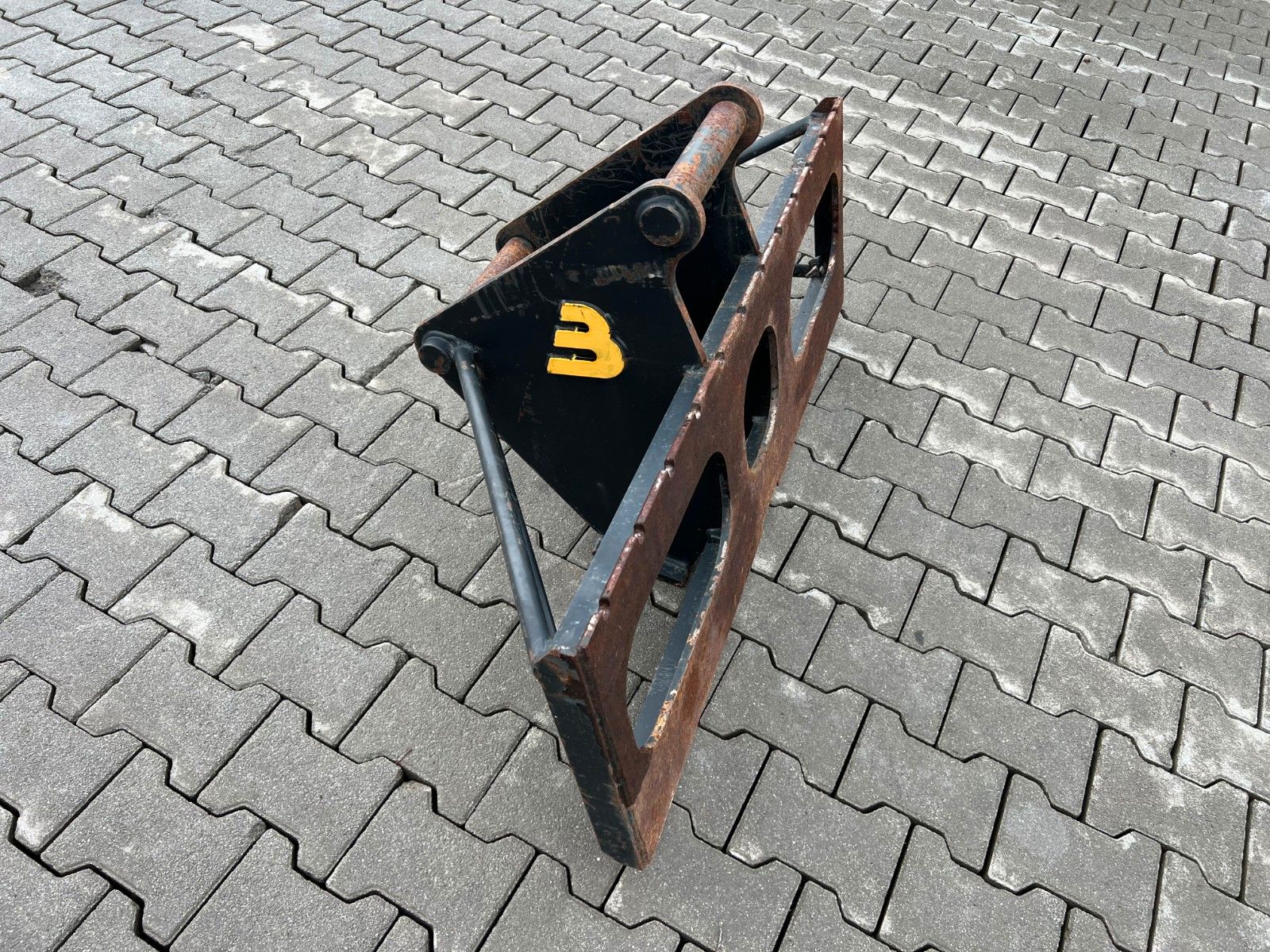 Fahrzeugabbildung MECALAC 8MCR GreenJob / 3.657h / Mulcher Greifer  Löffel