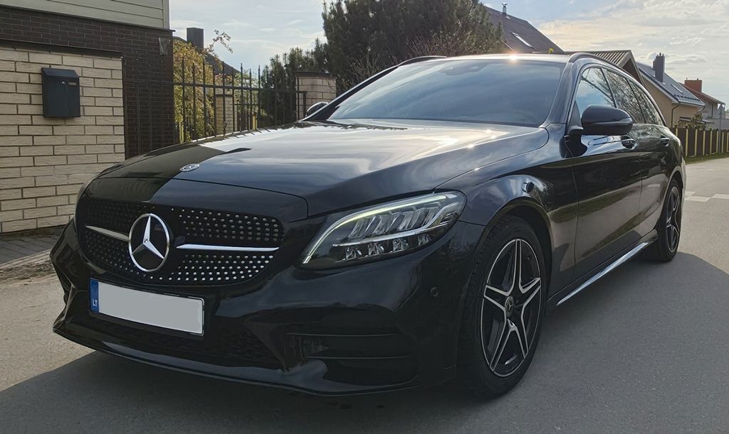 Image of Mercedes-Benz C 180
