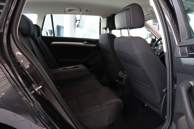 Fahrzeugabbildung Volkswagen Passat Variant Comfortline BMT/Start-Stopp 1HAND