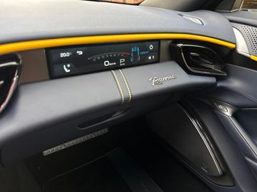 صورة مصغرة 17 لـ 2021 Ferrari ROMA