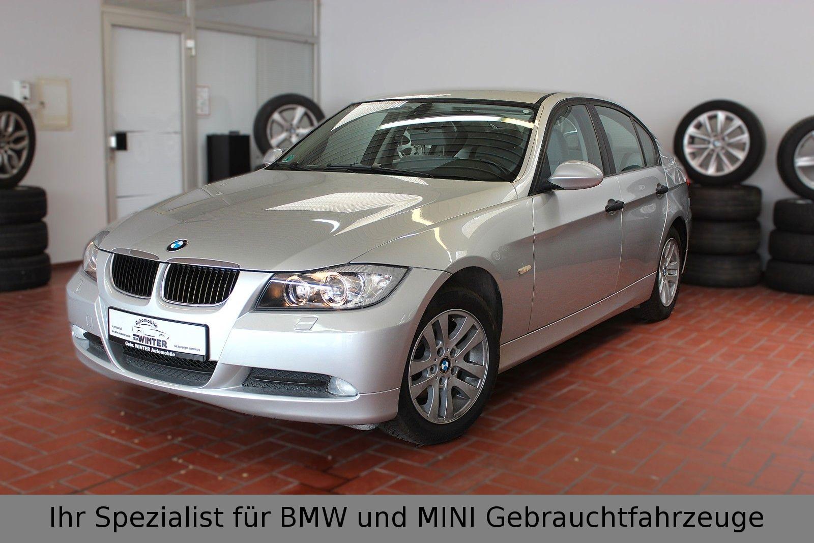 BMW 318i Automatik*1.Hand*Scheckheft*wenig Km