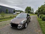 Renault Scenic 2.0 dCi 150 PS Automatik/Navi - Renault Scenic: Dci 150
