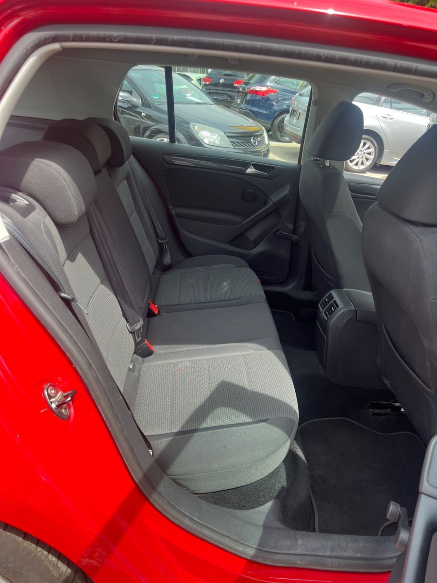 Fahrzeugabbildung Volkswagen Golf VI 1.6 Comfortline * SCHIEBEDACH *1.HAND*