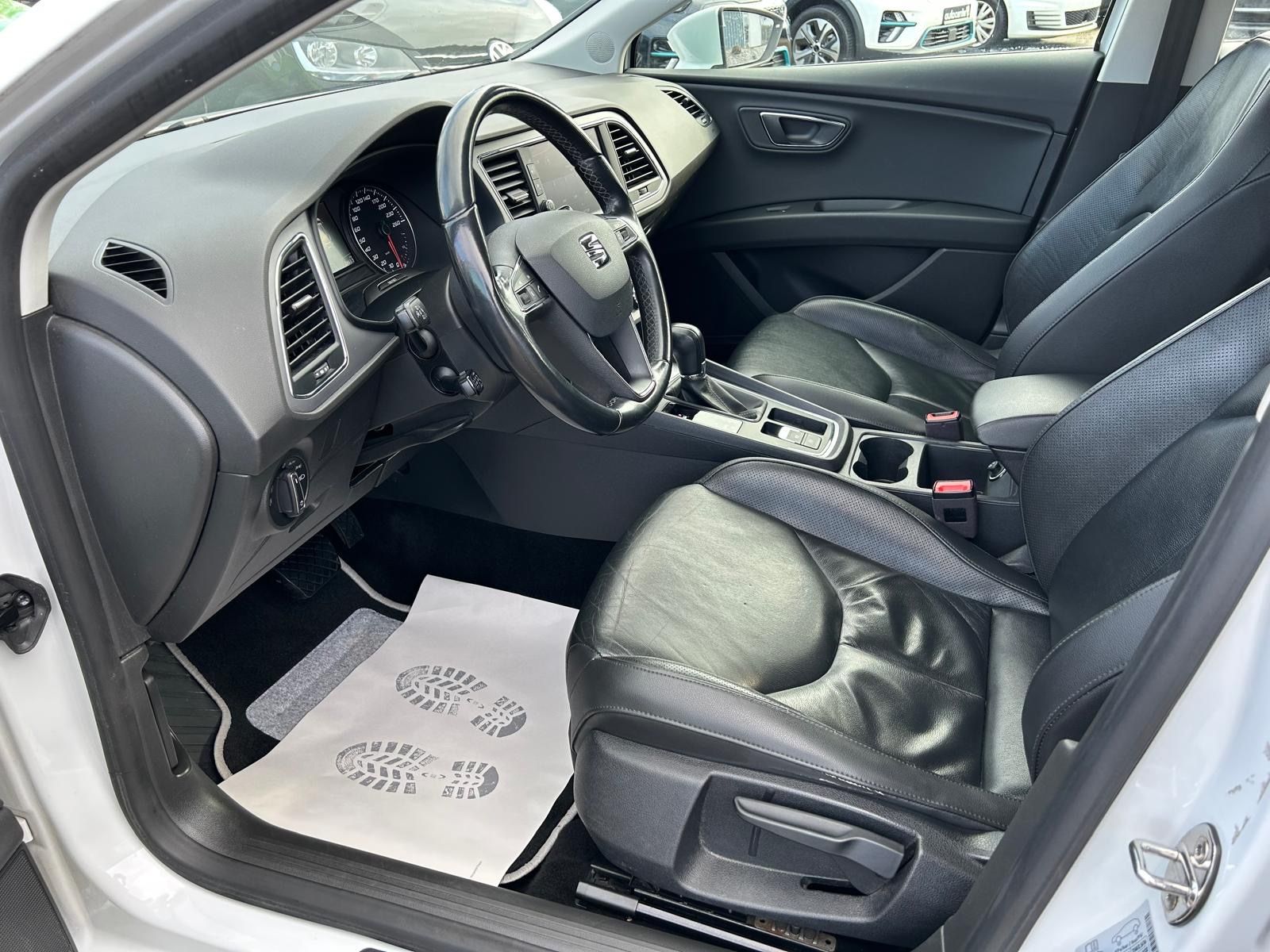 Fahrzeugabbildung SEAT Leon ST Style°DSG°Navi°Leder°LED°