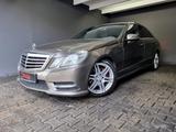 Mercedes-Benz E 220 CDI BE, AMG SPORT PAKET, e.DACH, STANDHZG - Mercedes-Benz E 220 aus 2012 mit Diesel-Antrieb: Limousine