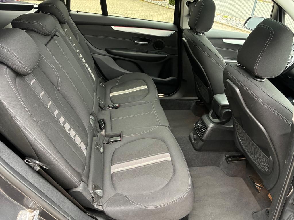 BMW 220