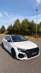 Audi RS3 2.5 TFSI S tronic quattro - Limousine 