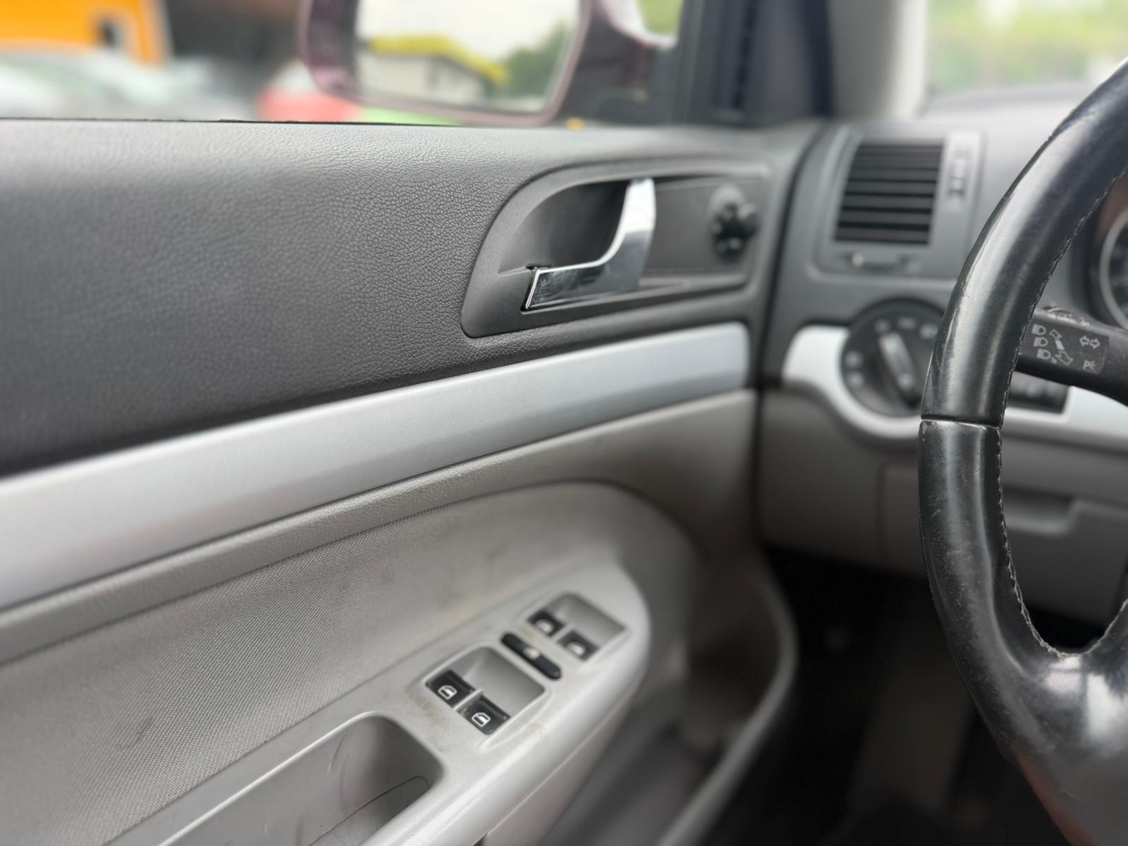 Skoda Octavia 2011 — photo 11