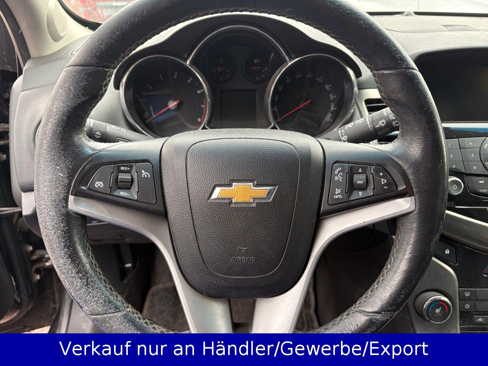 Chevrolet Cruze 2012 — photo 16