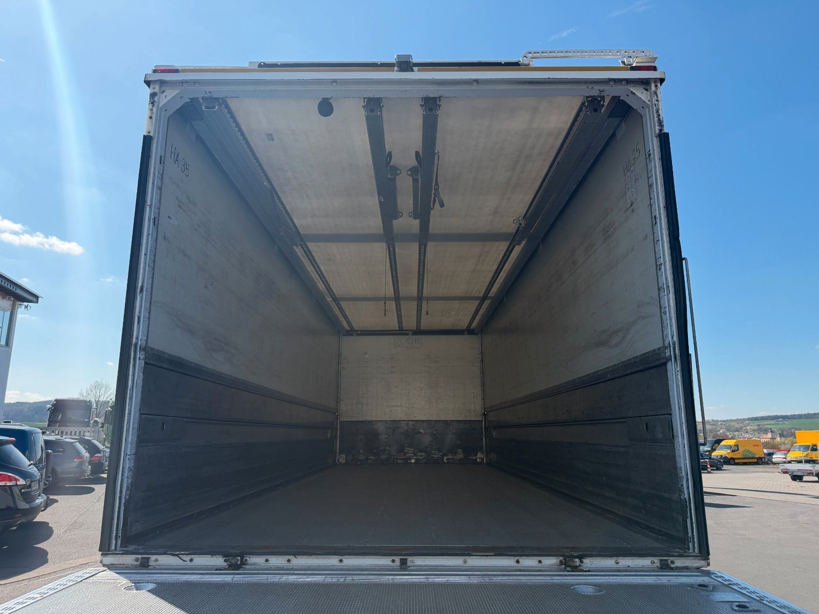 Fahrzeugabbildung Andere Ewers PRASQ 18 Schwenkwand SAF LBW BÄR 2.500kg