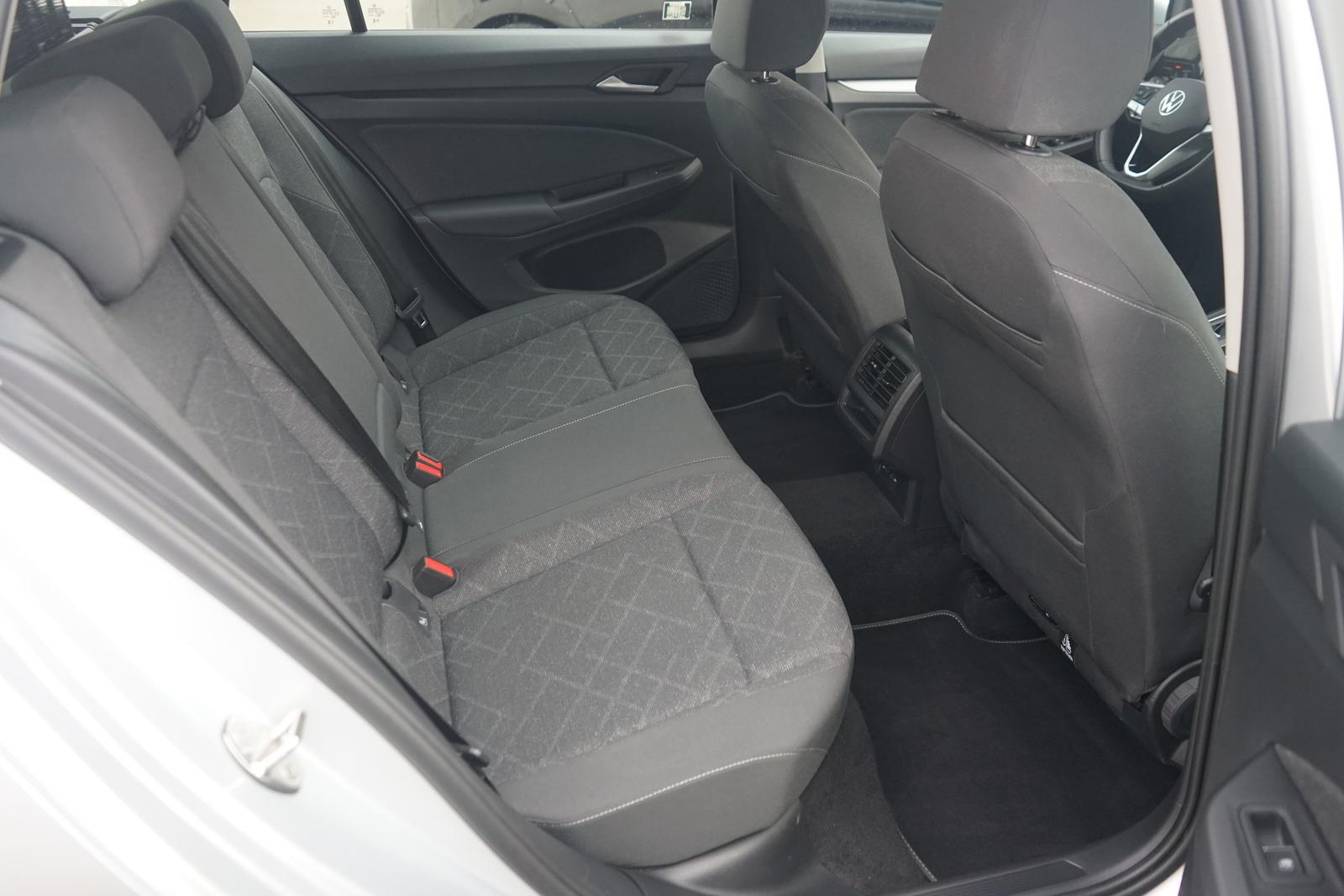 Volkswagen Golf VIII Variant 1.5 eTSI DSG LED Navi ACC AHK, миниатюра 24